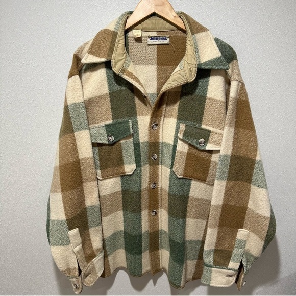 Vintage Amana Woolen Plaid Shacket - Picture 2 of 10